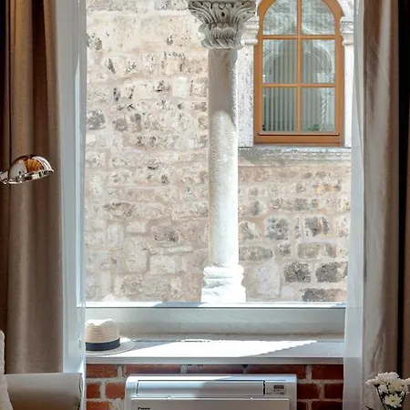 Apartment Heritage Zanini Hvar Town