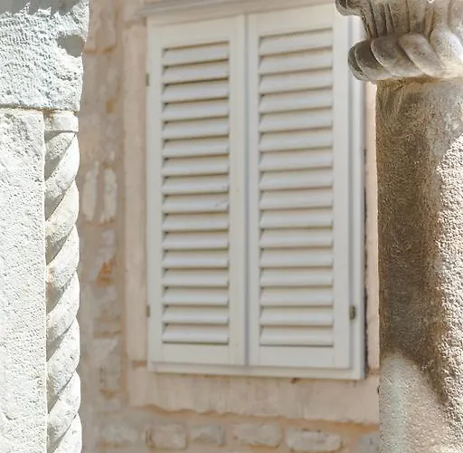 Διαμέρισμα Heritage Zanini Χβαρ