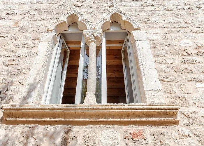 Heritage Zanini Διαμέρισμα Χβαρ